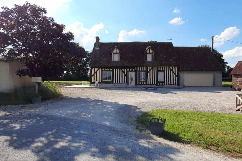 Maison En Colombage Renovee La Fontenelle  Buitenkant foto