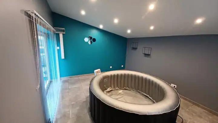 Maison En Colombage Renovee La Fontenelle  Buitenkant foto